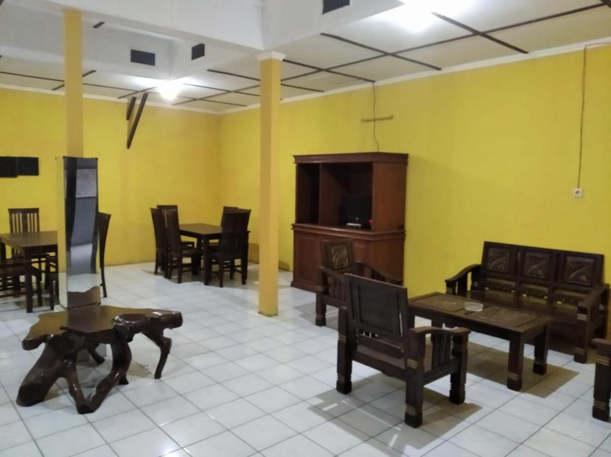 Hotel Dirgantara Parakan (Central Java) Exterior foto
